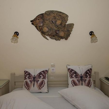 Matrona Apartments Poros Town Bagian luar foto
