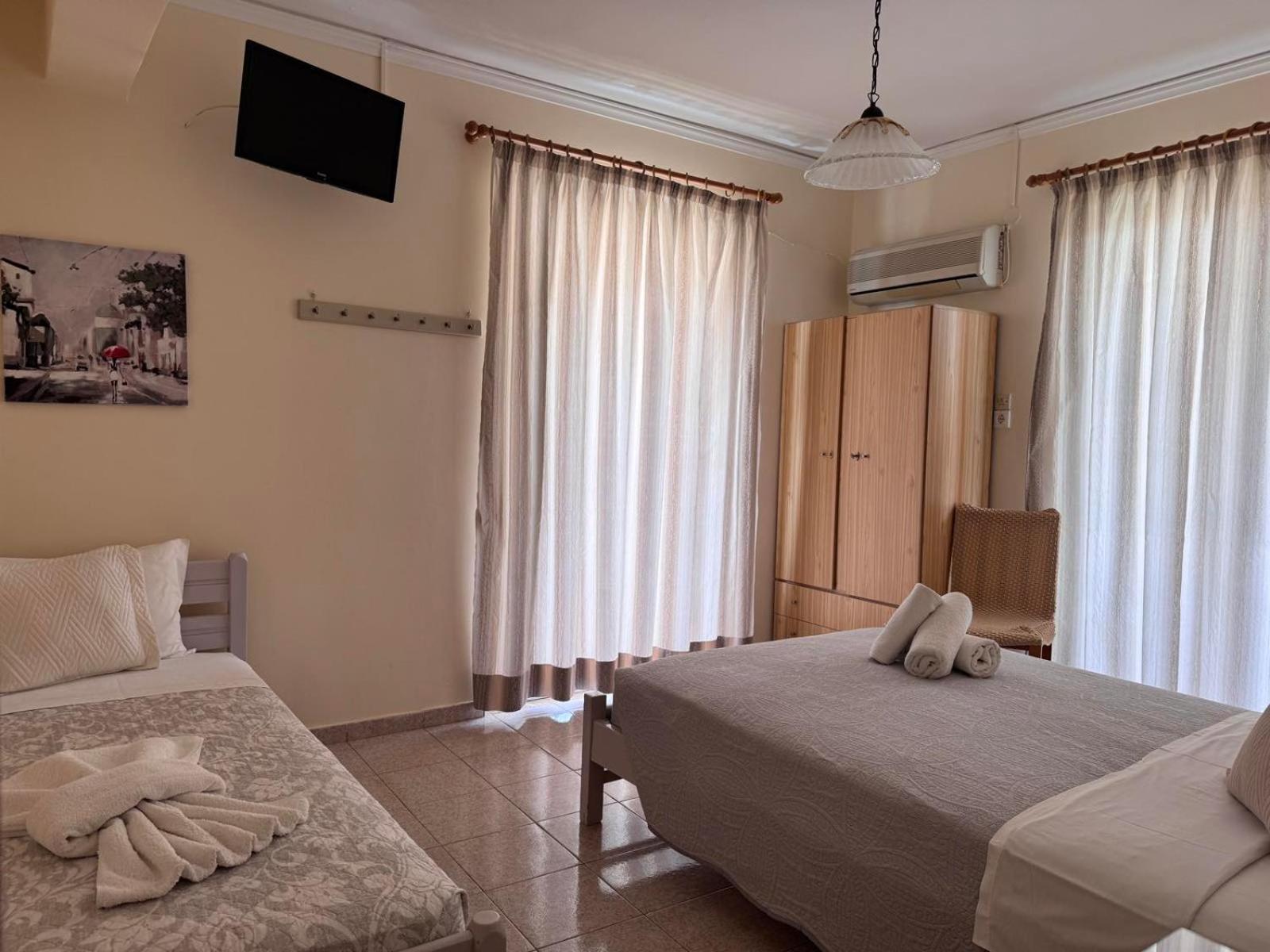 Matrona Apartments Poros Town Bagian luar foto