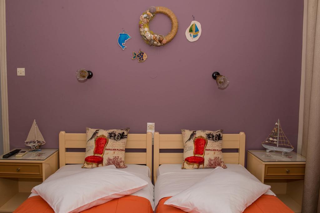 Matrona Apartments Poros Town Bagian luar foto