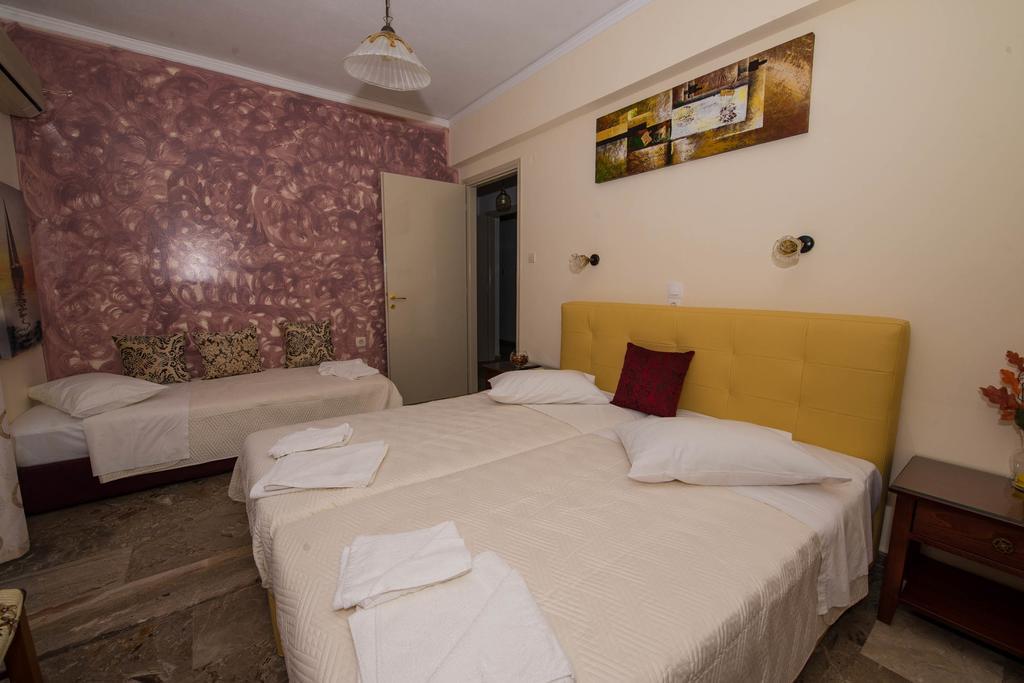 Matrona Apartments Poros Town Bagian luar foto